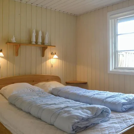 Stunning Home In Sunds Vakantiehuis *